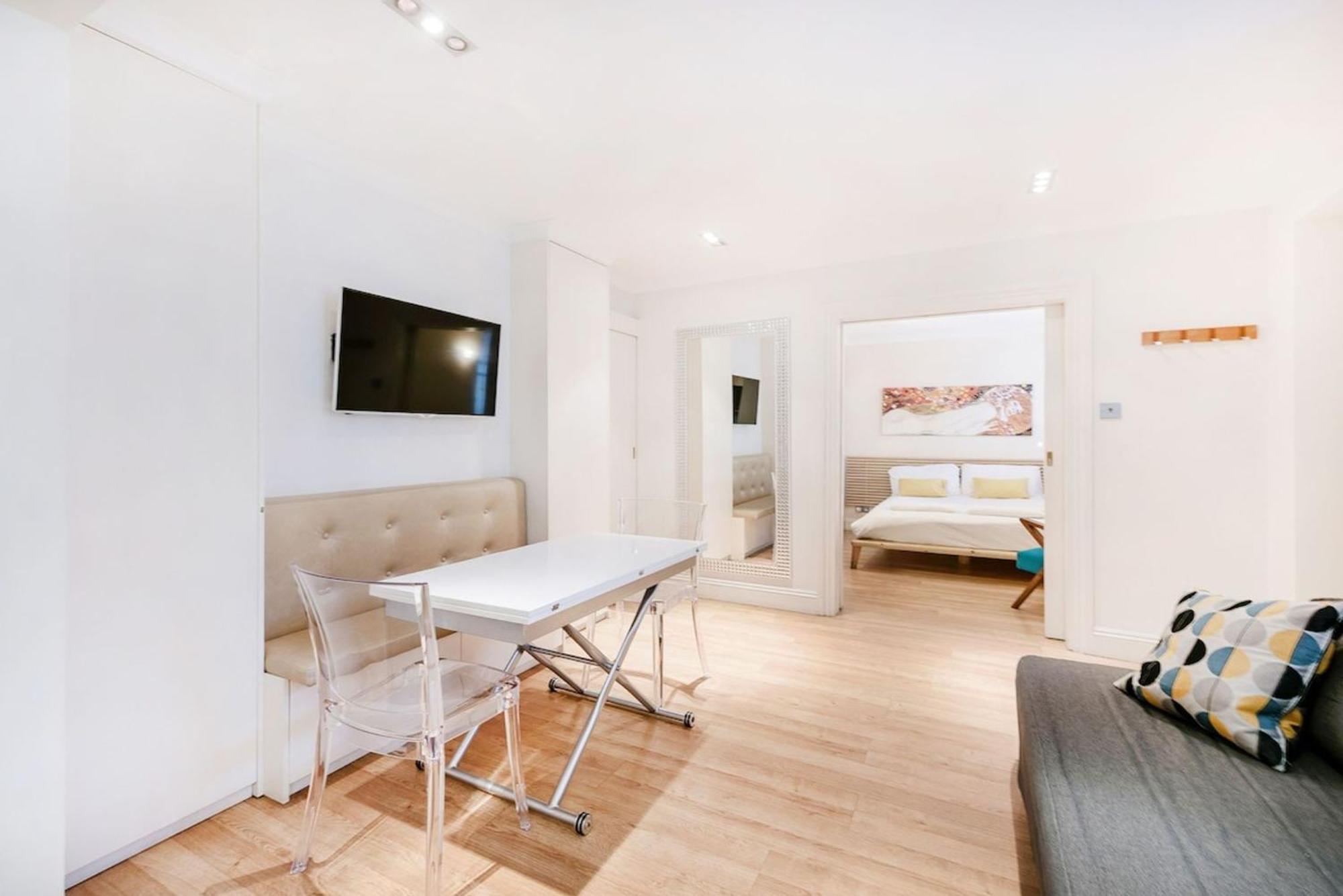 Stylish 1 Bedroom Flat In Notting Hill *